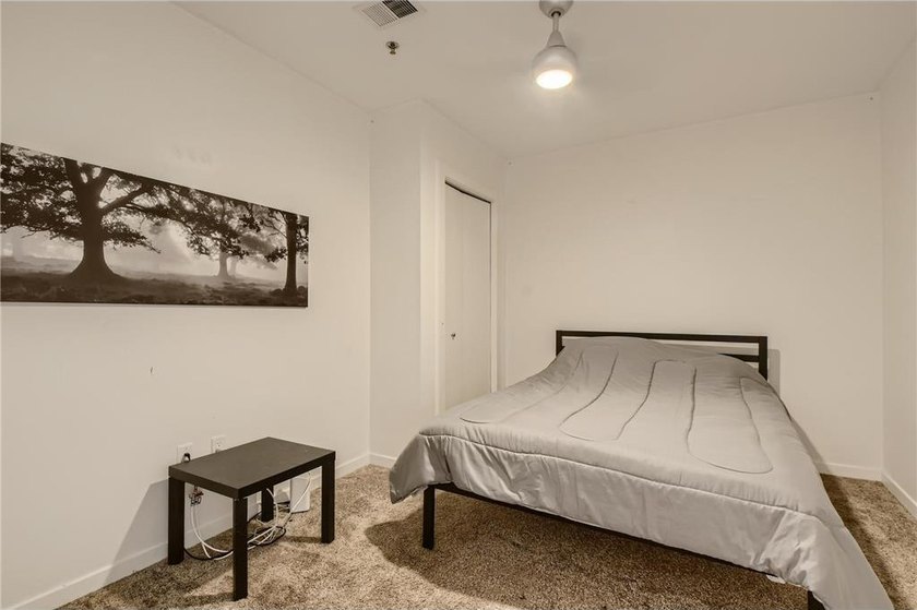 Great opportunity to own a 10th-floor, south-facing unit at - photo 12