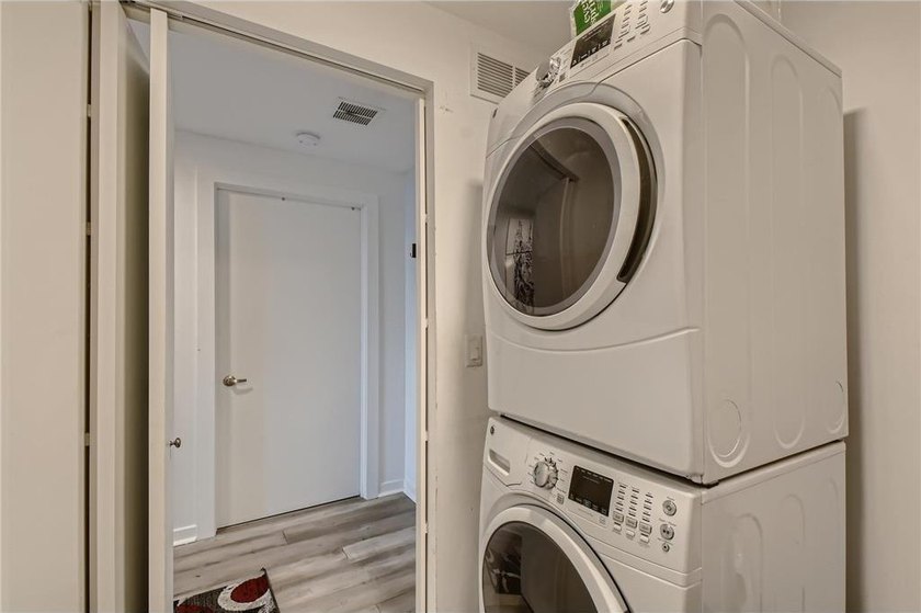 Great opportunity to own a 10th-floor, south-facing unit at - photo 14