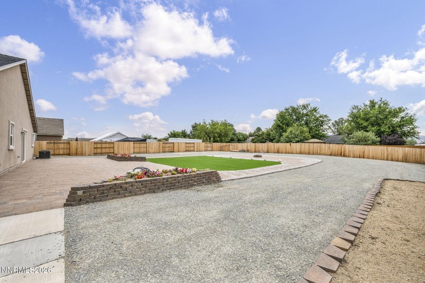 Discover comfortable living in this beautifully maintained - photo 22
