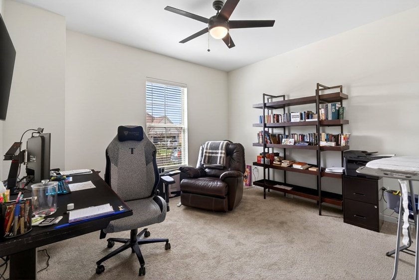 Why wait to build when your dream home is ready now? Even - photo 32