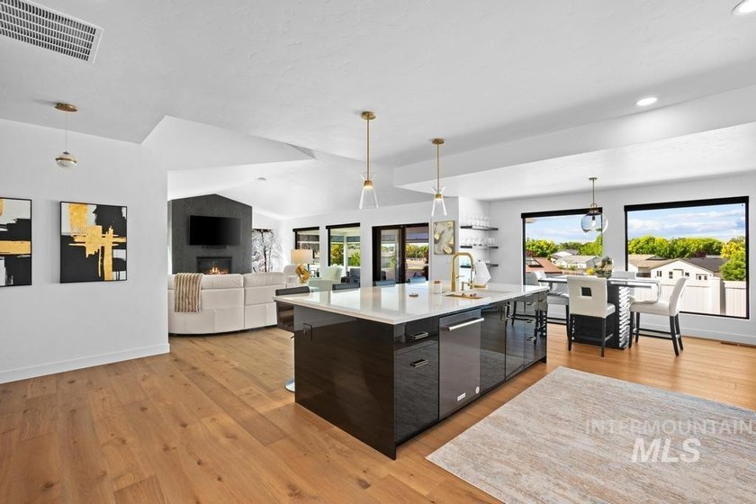 Luxury, comfort, and peace of mind come together in this - photo 6
