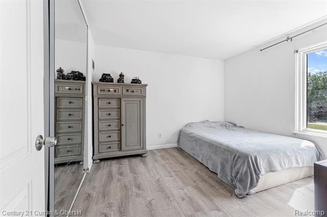 Discover an exceptional lifestyle opportunity at 9601 Bayview DR - photo 12