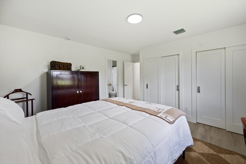 Turnkey furnished fourplex on the 12th Fairway! Four identical - photo 50