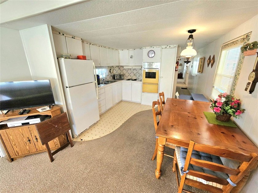 One or more photo(s) has been virtually staged. If you have been - photo 8
