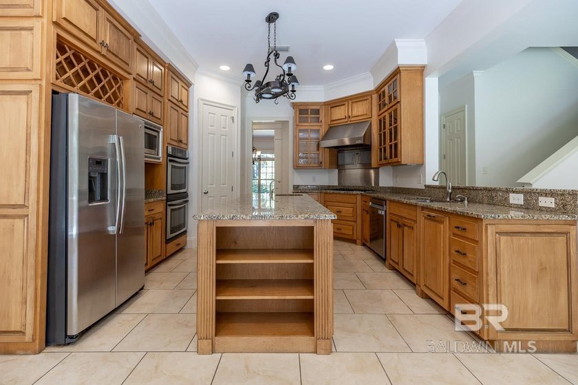 Exceptional estate home on approximately 1 acre in Fairhope's - photo 14
