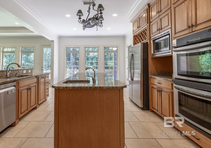 Exceptional estate home on approximately 1 acre in Fairhope's - photo 16