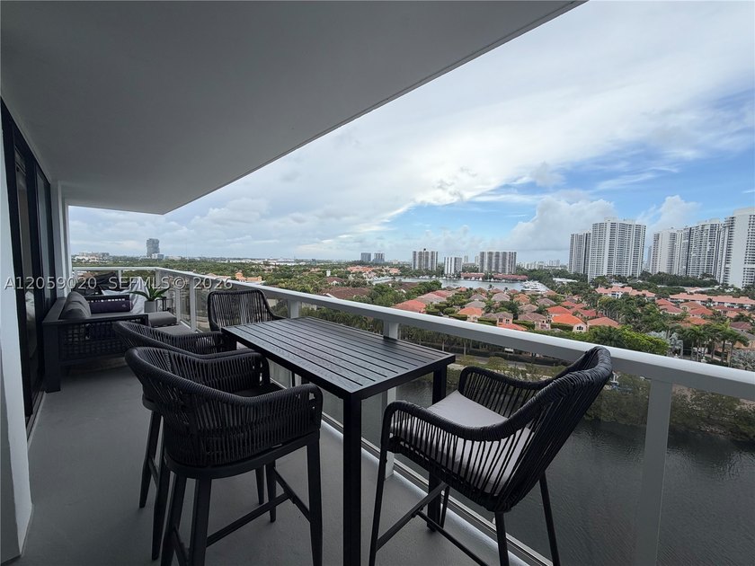 Stunning, fully renovated 2 bedroom - 2 bath residence at - photo 33