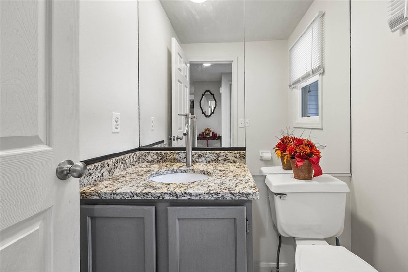 Welcome to this beautifully maintained townhome, which offers - photo 19