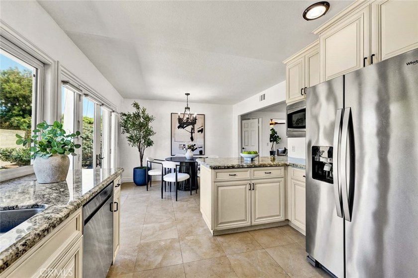 Welcome to this charming 4 bedroom, 1.75 bath single level home - photo 19