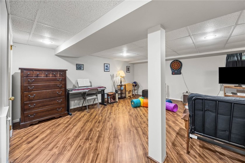 Welcome to this beautifully maintained townhome, which offers - photo 27
