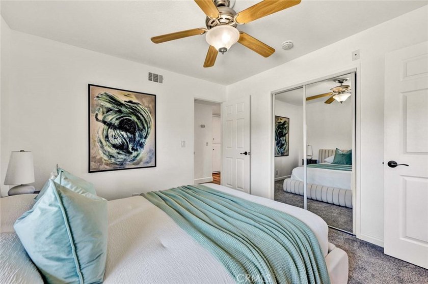 Welcome to this charming 4 bedroom, 1.75 bath single level home - photo 31