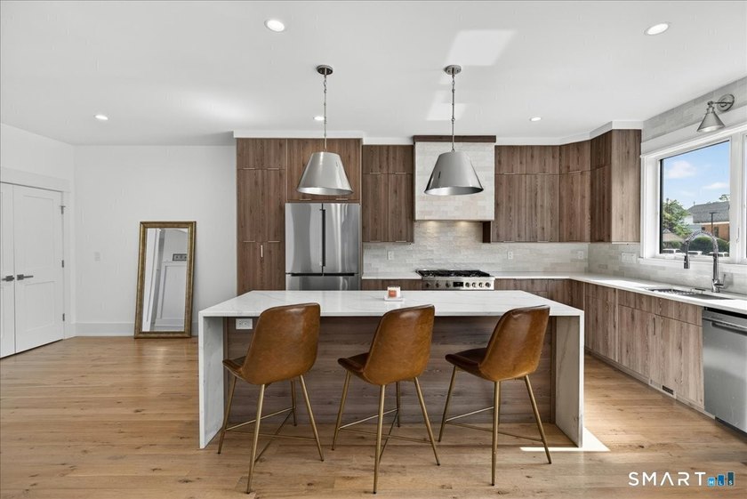The downtown opportunity you've been waiting for is here! - photo 3