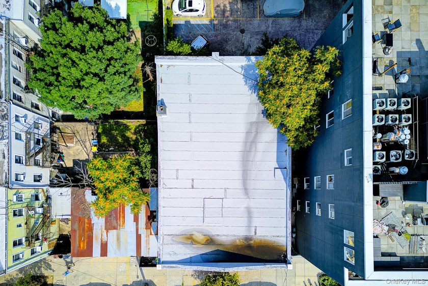 Prime Investment or Redevelopment opportunity in Brooklyn! This - photo 25