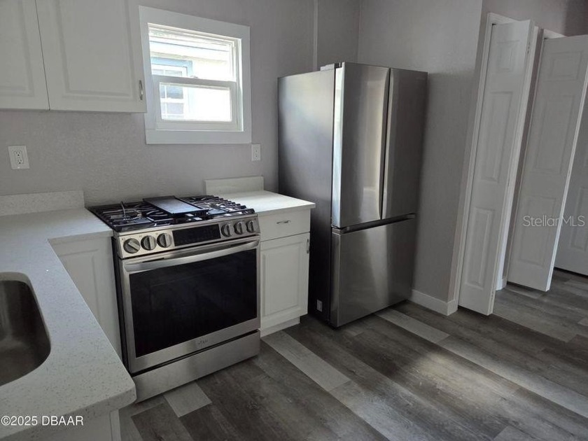 First-time buyers, investors or anyone seeking a low-maintenance - photo 11