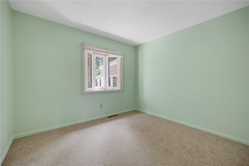Easy one-floor living in the Village of Salina! This - photo 30