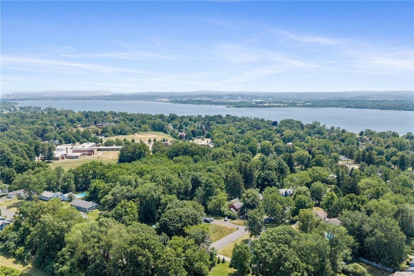 Easy one-floor living in the Village of Salina! This - photo 49