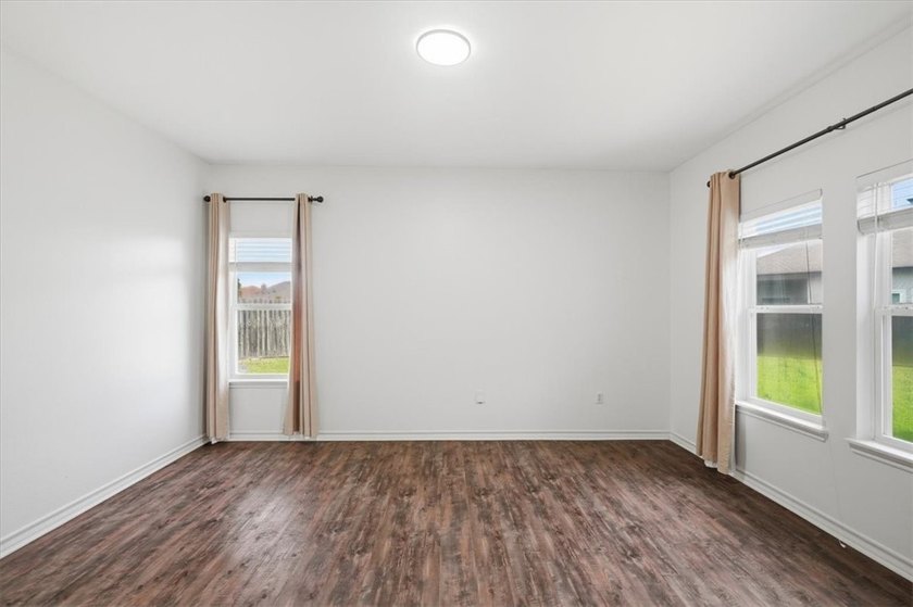 NEWLY renovated four-bedroom,two-bathroom split-plan home with - photo 23