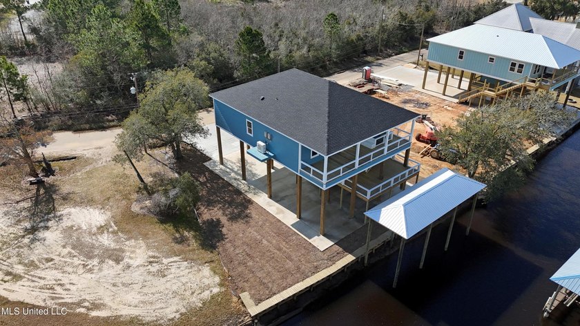 This beautiful Coastal Home offers a timeless blend of Charm and - photo 36
