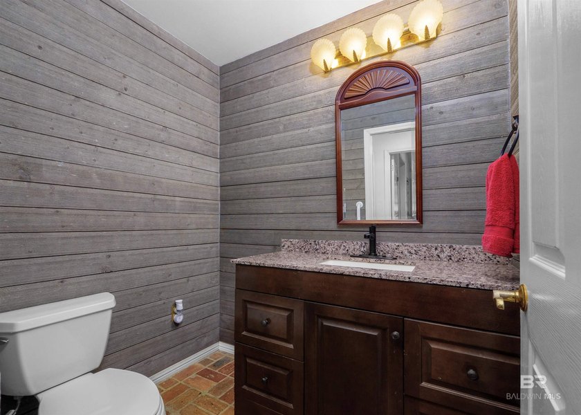 Calling all Equestrian lovers: check out this private - photo 19
