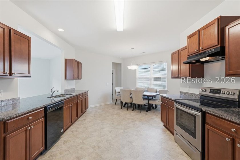 Beautiful Amelia model offering 4 bedrooms, 3.5 baths, a 2-car - photo 24