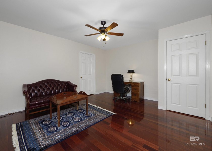 Calling all Equestrian lovers: check out this private - photo 26