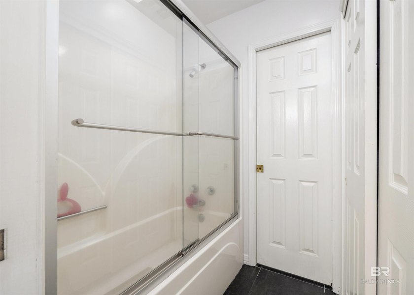 Calling all Equestrian lovers: check out this private - photo 27