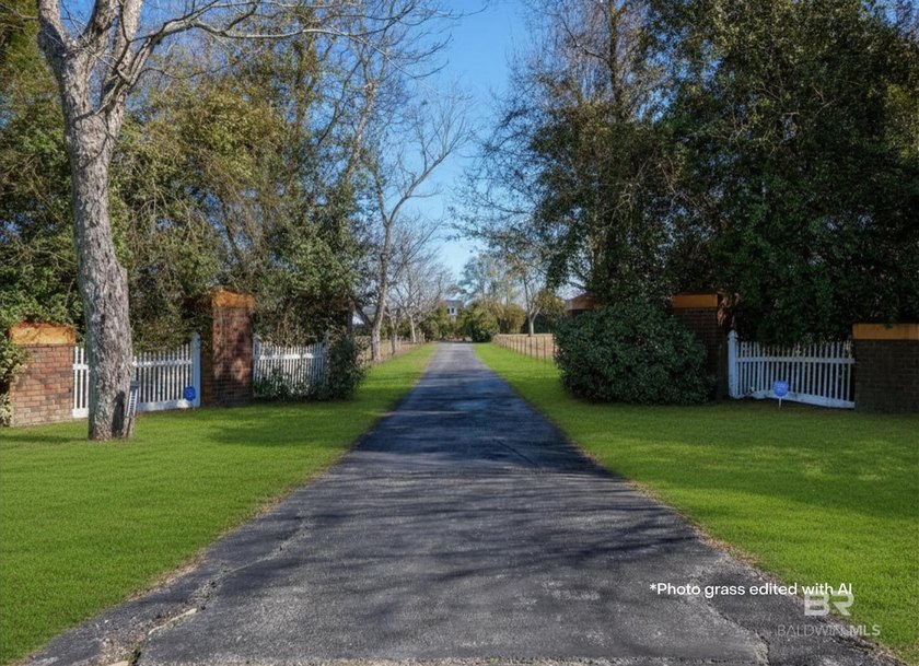 Calling all Equestrian lovers: check out this private - photo 37
