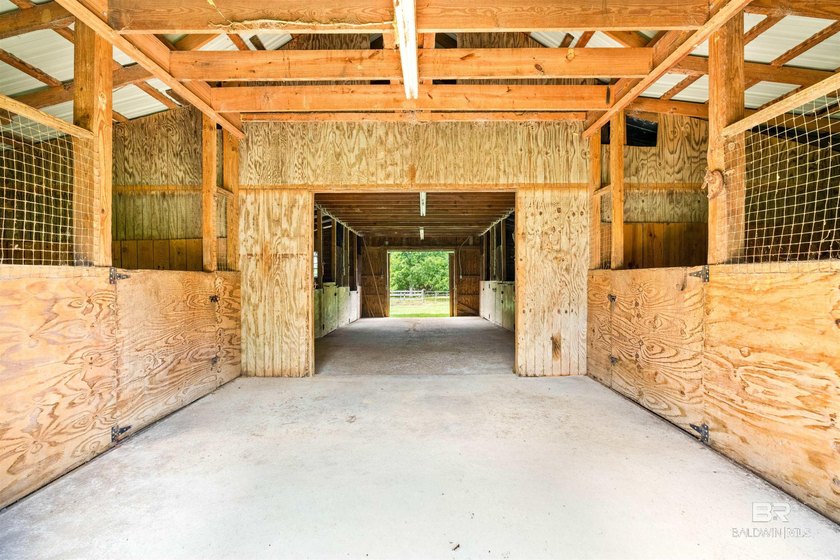 Calling all Equestrian lovers: check out this private - photo 46