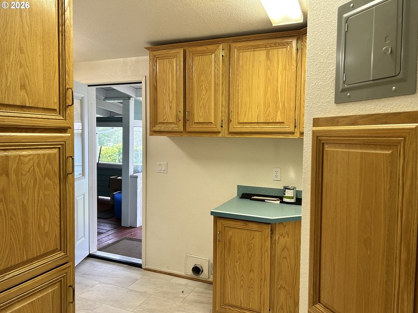 Rare owner-occupied/income property opportunity on Oregon's - photo 21