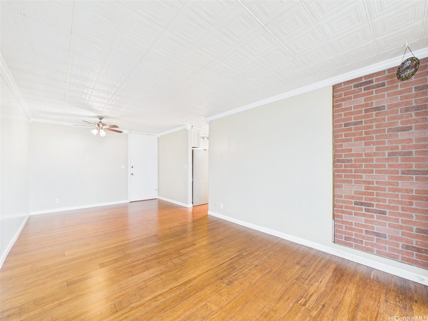 UPGRADED corner unit, lake-facing side, and an oversized covered - photo 11