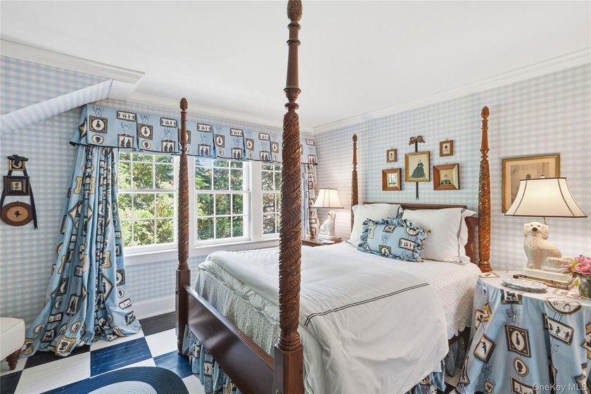Steeped in history and reimagined with a designer's eye, this - photo 19