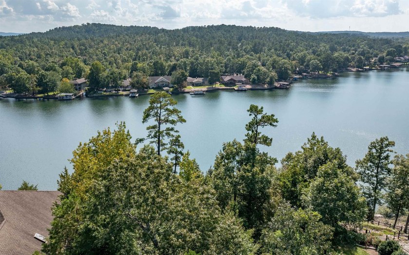 Wonderful lake and vista views from this Lake Balboa lot. Build - photo 11