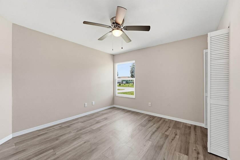 BRAND NEW ROOF, NEW A/C SYSTEM, FULLY RENOVATED .This - photo 16