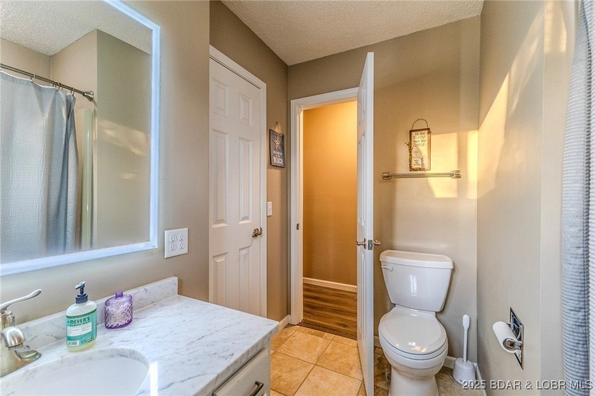 BREATH TAKING PANORAMIC VIEWS! This move-in ready 3-bedroom - photo 22
