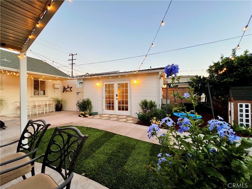WATCH VIDEO! Gorgeous Remodel of a Classic 1920s Walteria - photo 7
