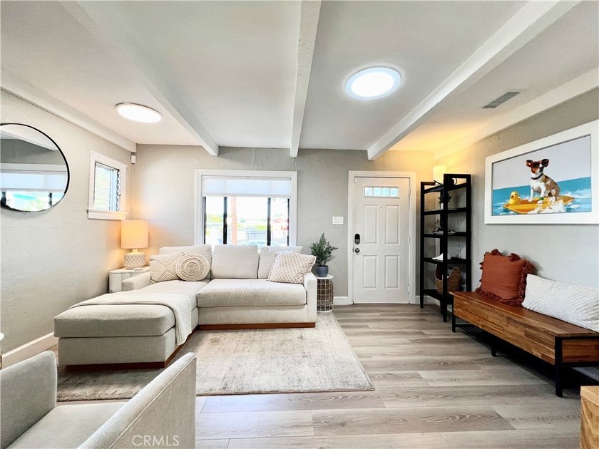 WATCH VIDEO! Gorgeous Remodel of a Classic 1920s Walteria - photo 9