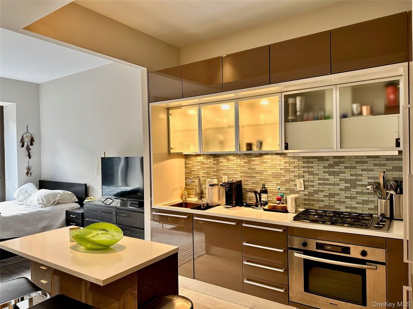 26Q is a large studio which can accommodate all you need and - photo 3