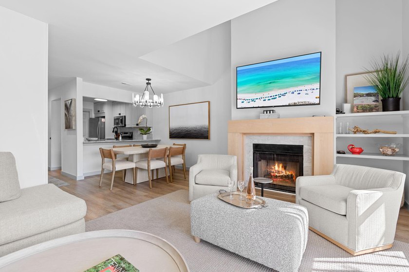 Completely Renovated &amp; Fully Furnished! Ultra- Rare Tops'l - photo 8