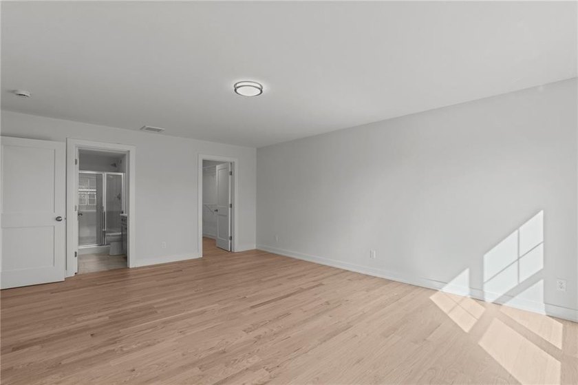 This brand new colonial style home, located in the new *40 - photo 12