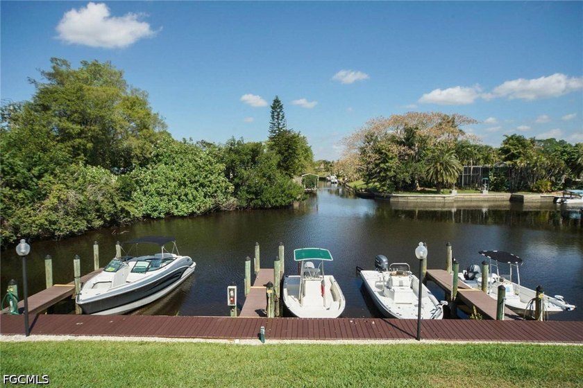 Rare find! GULF ACCESS canal, private DOCK, covered 10000 lb - photo 38