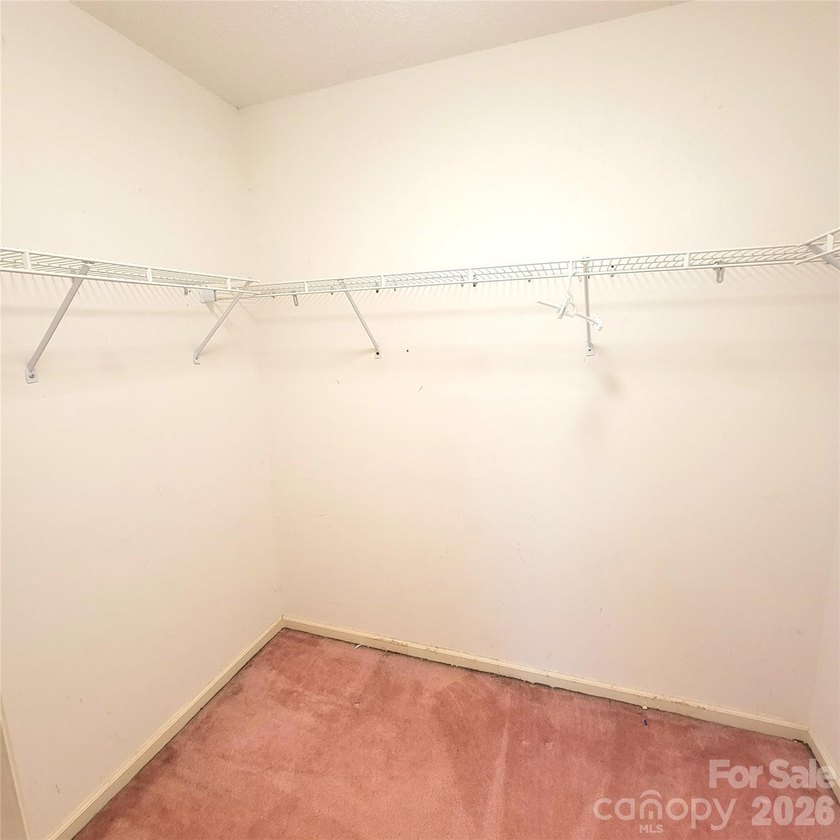 **PRICE REDUCED $100,000 FOR QUICK CLOSING!**Highly sought after - photo 33