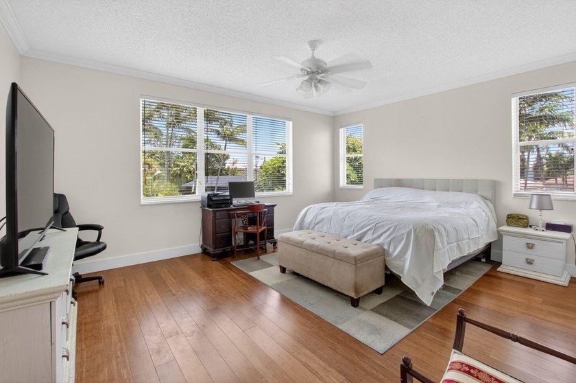 Rare 5-Bed, 3-Bath Cul-de-Sac Trophy Estate in the highly - photo 26