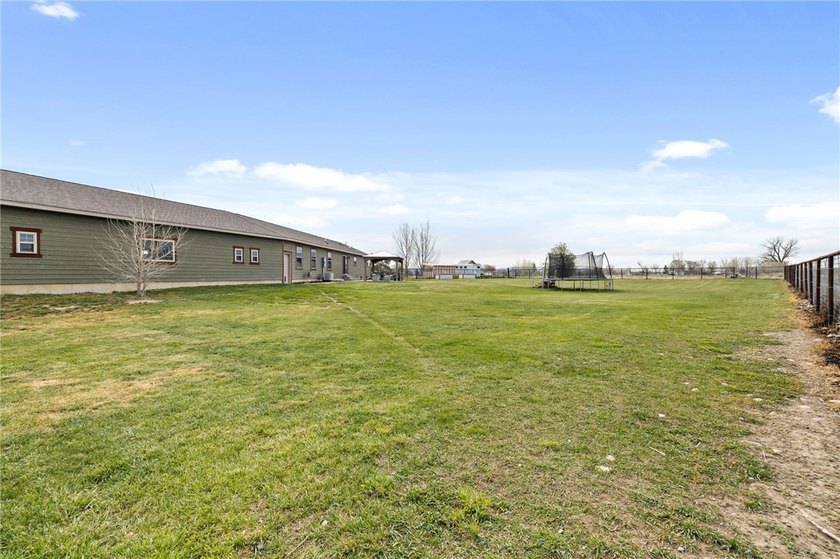 Horse Property on just over 4 acres with continuous fencing - photo 31