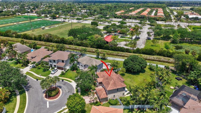 Rare 5-Bed, 3-Bath Cul-de-Sac Trophy Estate in the highly - photo 57