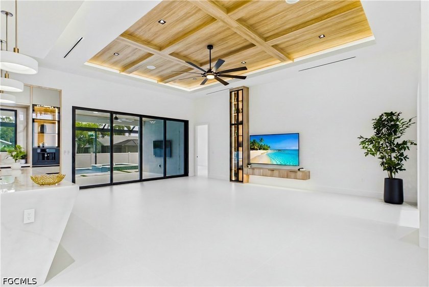 RARE TRIPLE-LOT MODERN ESTATE in the HEART of SW Cape Coral w/ 4 - photo 12