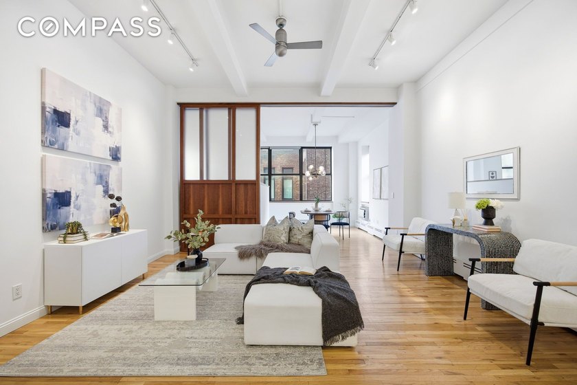 Located in the center of everything, this fabulous 1 bedroom - photo 2