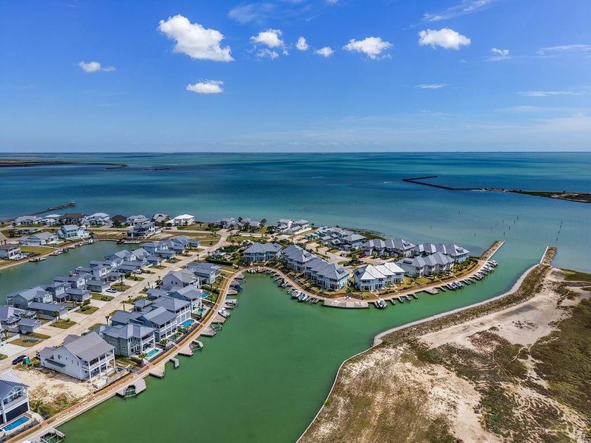 Experience luxury coastal living at 125 Foxtail in The Reserve - photo 46