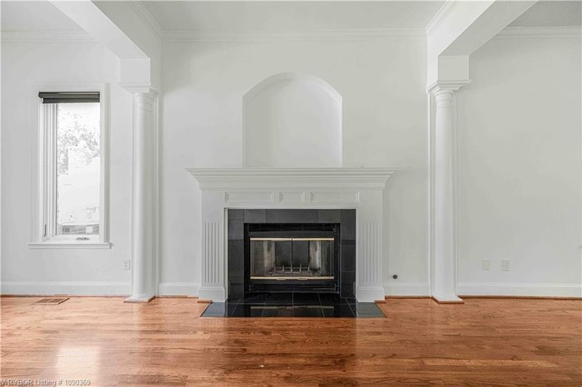 Welcome to this traditional home in Fianna Hills featuring two - photo 5