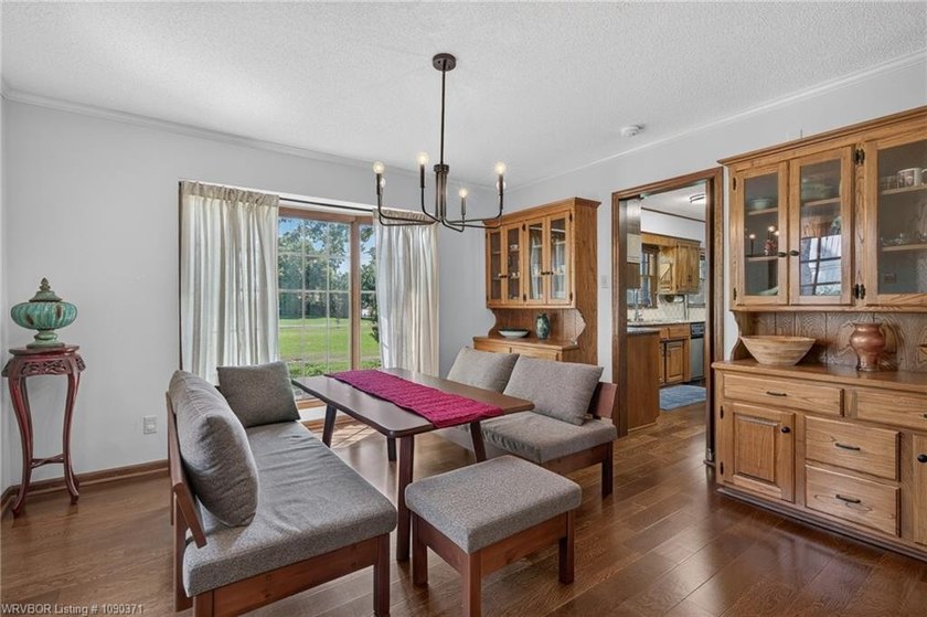 Welcome to this charming Tudor-style home in the Fianna Hills - photo 5