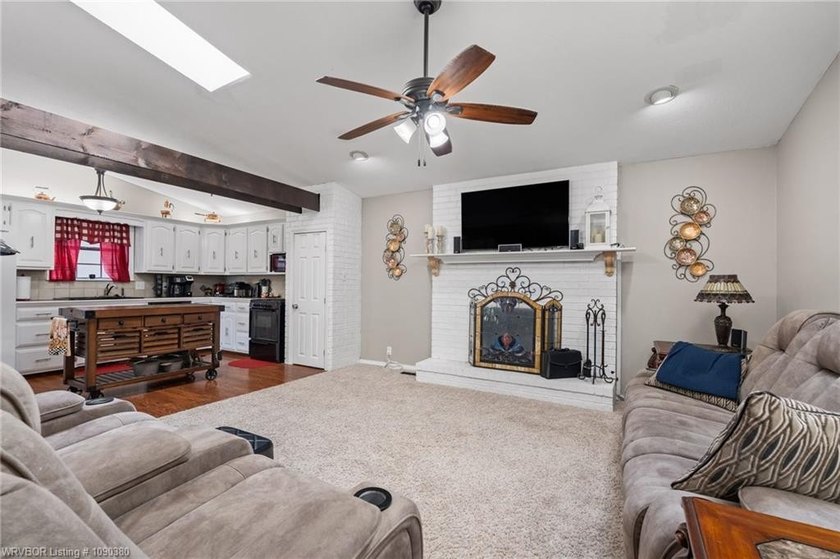 Perched on an elevated homesite in desirable south Fort Smith - photo 9